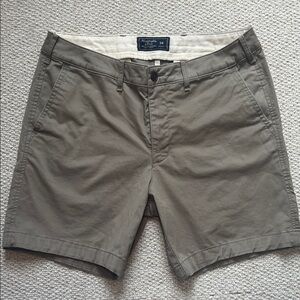 Abercrombie & Fitch Men's Flat Front Stretch Shorts - Olive